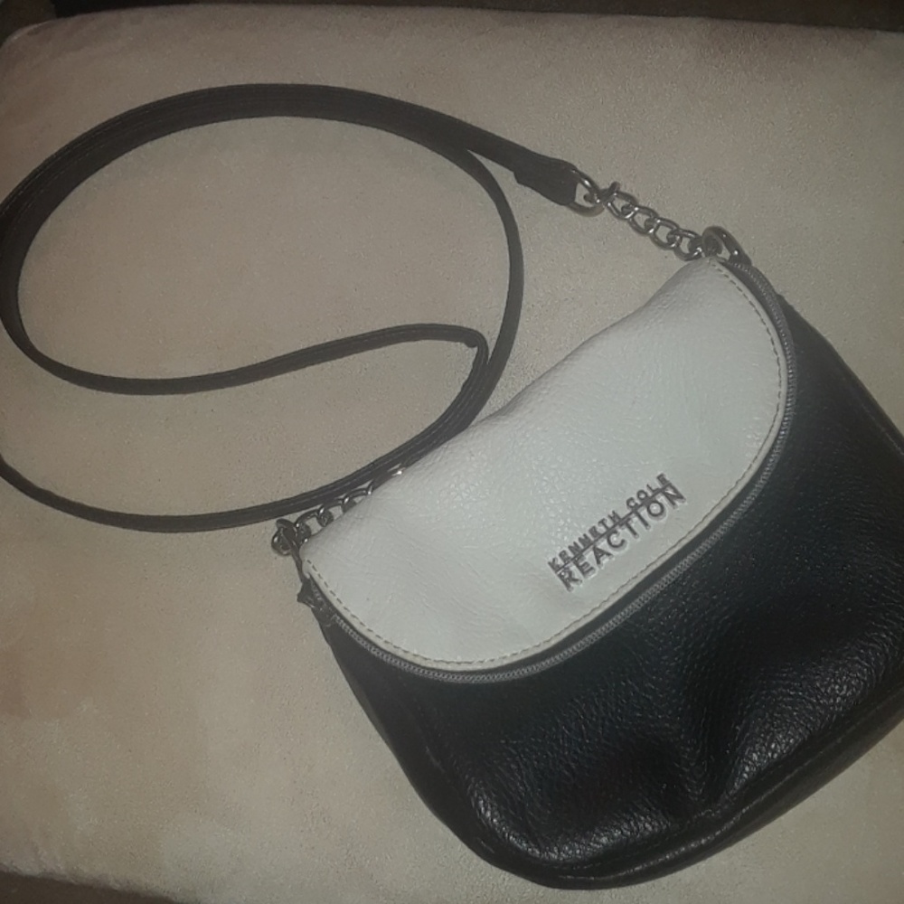 Kenneth Cole crossbody bag